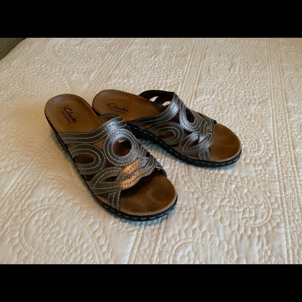 Authentic Clark’s Bendable sandals